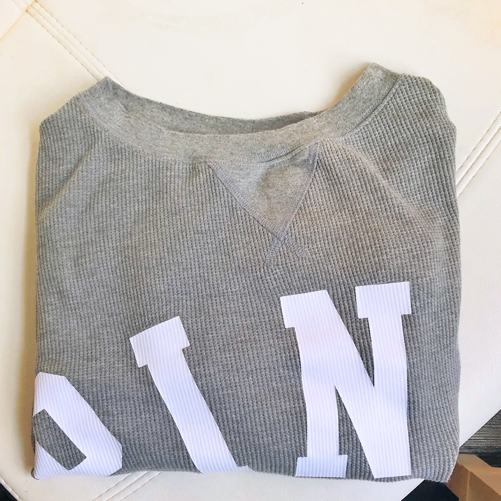 VS PINK Crew neck long sleeve thermal T-shirt